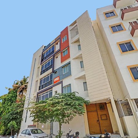 העיר בנגלור Hotel O Mn Residency Near Ragigudda Sri Prasanna Anjaneyaswamy Temple מראה חיצוני תמונה