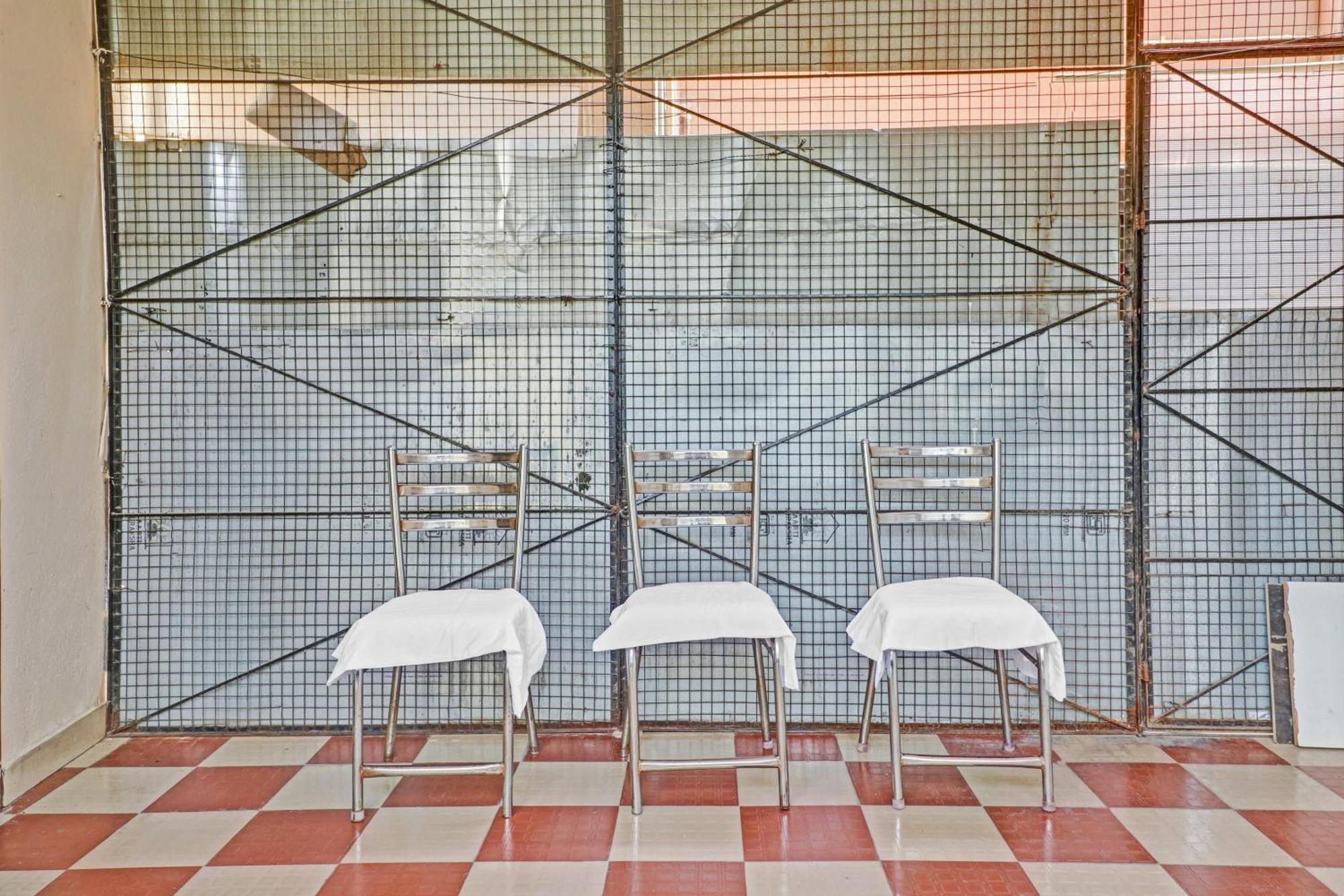 העיר בנגלור Hotel O Mn Residency Near Ragigudda Sri Prasanna Anjaneyaswamy Temple מראה חיצוני תמונה